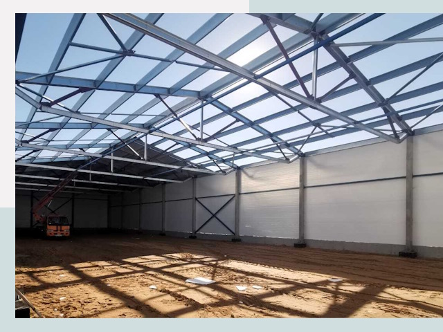 Строительство сенохранилищ в Барабинске