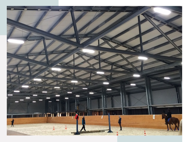 Строительство конных манежей от 609 руб в Барабинск